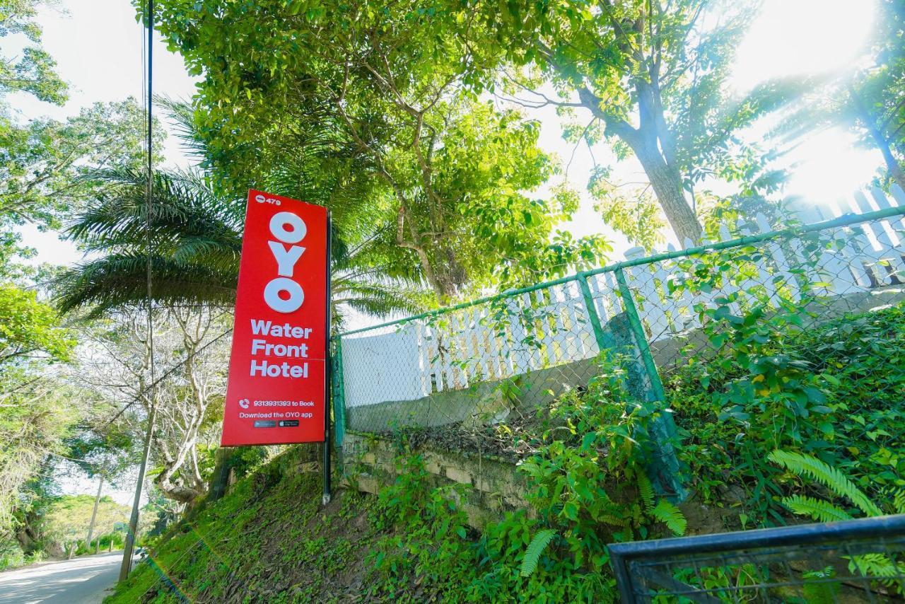 Oyo 479 Water Front Hotel Kandy Bagian luar foto